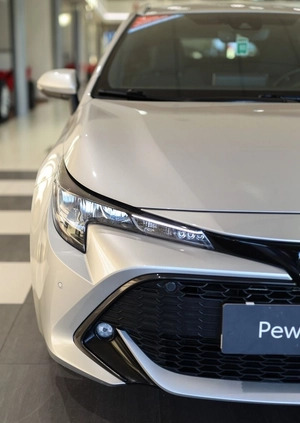 Toyota Corolla cena 103850 przebieg: 56534, rok produkcji 2019 z Skarszewy małe 596